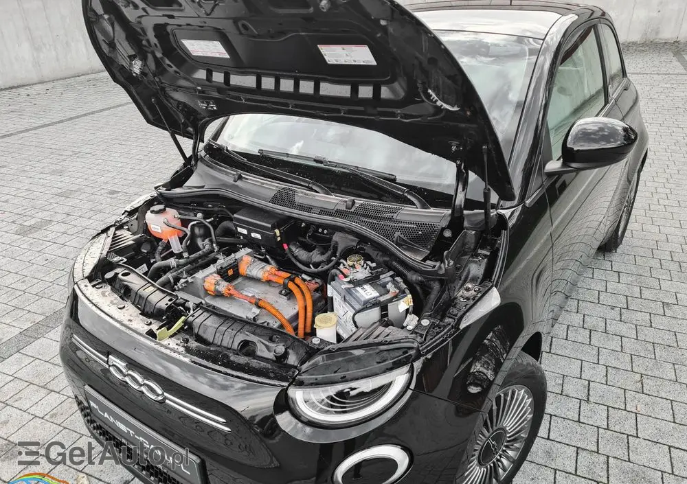 FIAT 500e 42kWh la Prima (by Bocelli)