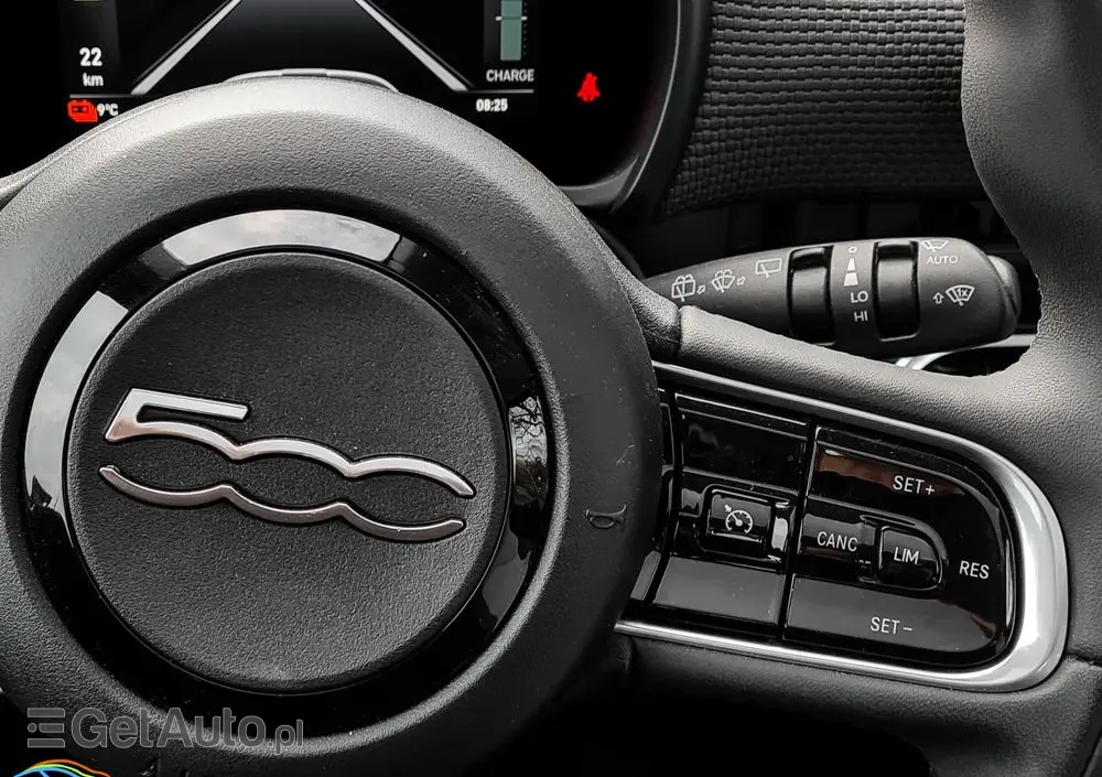 FIAT 500e 42kWh la Prima (by Bocelli)