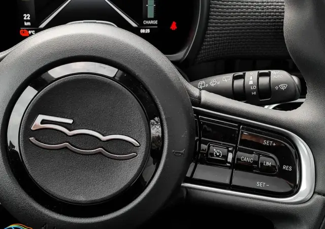 FIAT 500e 42kWh la Prima (by Bocelli)