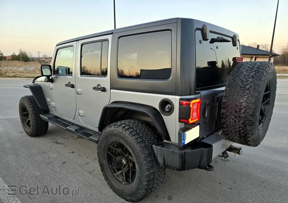 JEEP Wrangler 3.6 Unlim Sahara