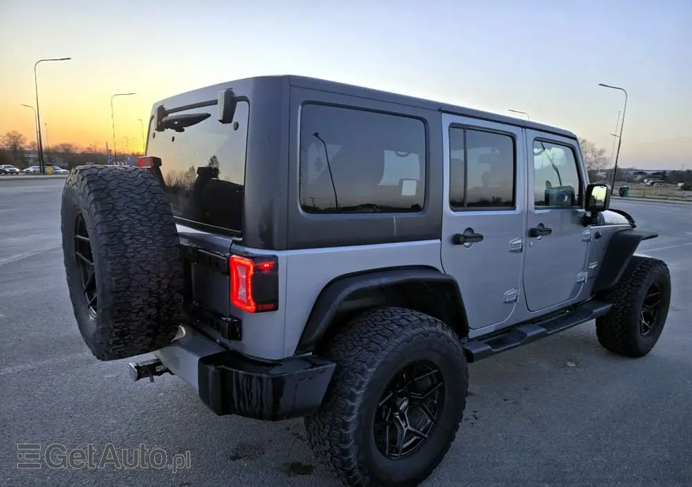 JEEP Wrangler 3.6 Unlim Sahara