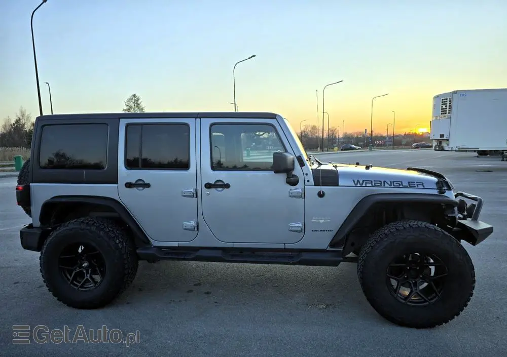 JEEP Wrangler 3.6 Unlim Sahara