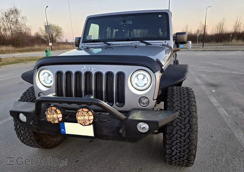 JEEP Wrangler 3.6 Unlim Sahara