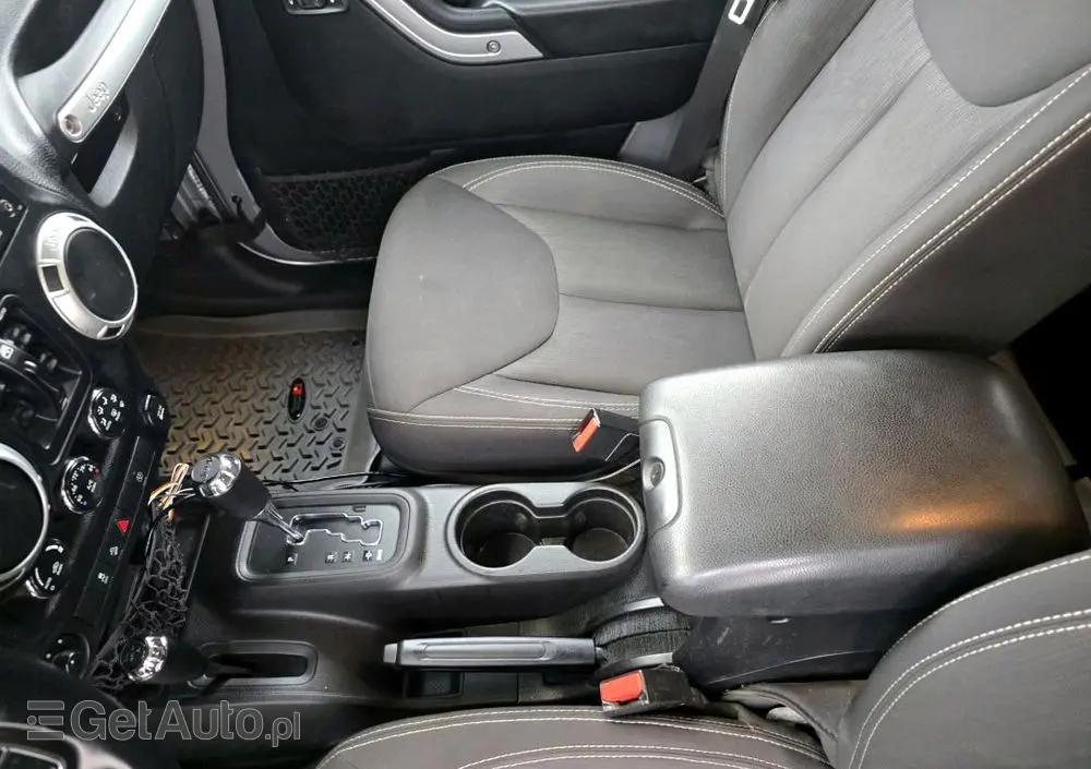 JEEP Wrangler 3.6 Unlim Sahara