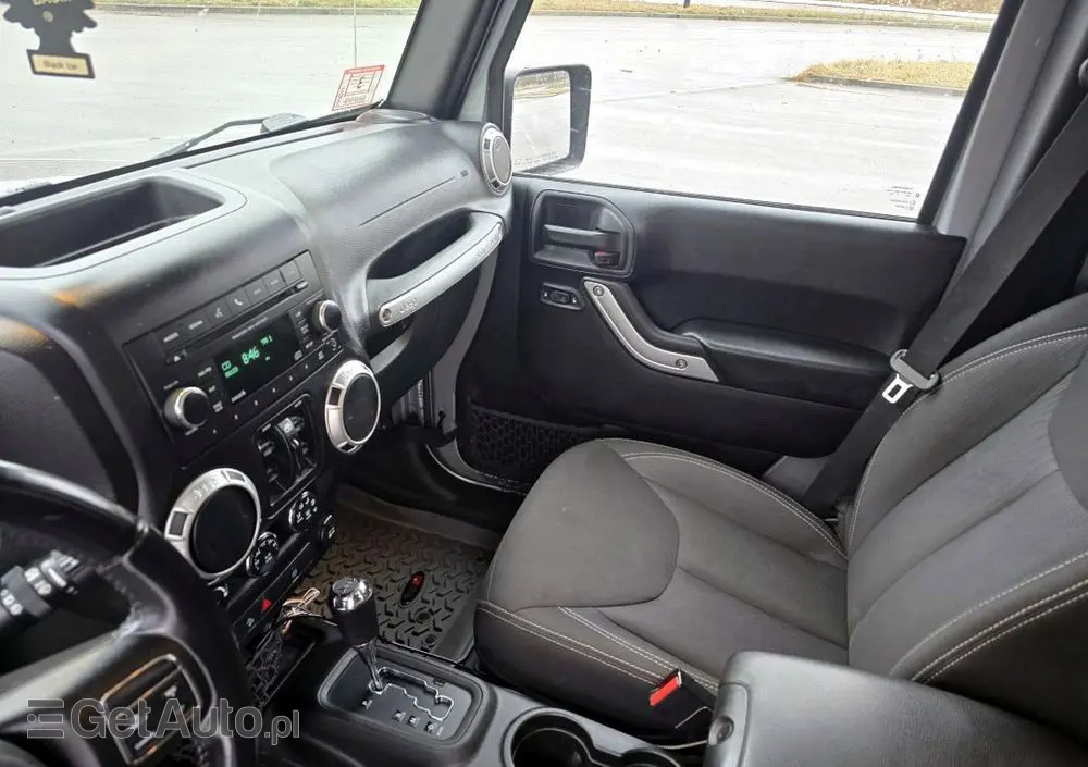 JEEP Wrangler 3.6 Unlim Sahara