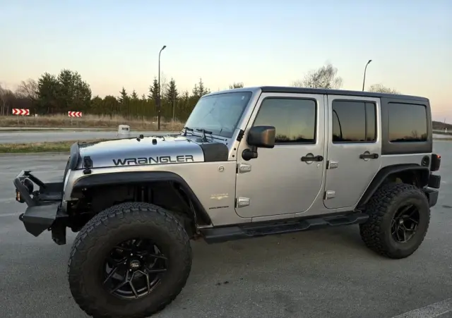 JEEP Wrangler 3.6 Unlim Sahara
