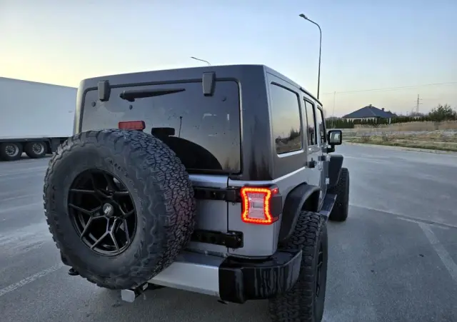 JEEP Wrangler 3.6 Unlim Sahara