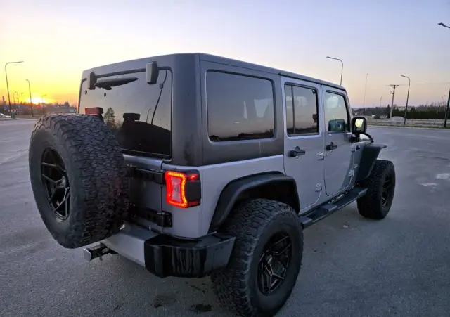 JEEP Wrangler 3.6 Unlim Sahara