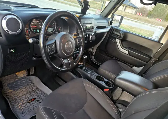 JEEP Wrangler 3.6 Unlim Sahara