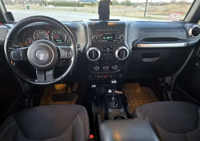 JEEP Wrangler 3.6 Unlim Sahara