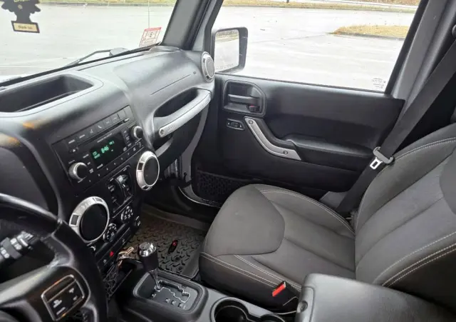JEEP Wrangler 3.6 Unlim Sahara