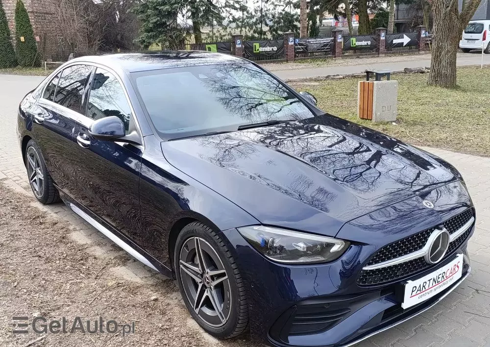 MERCEDES-BENZ Klasa C 300 4MATIC 9G-TRONIC