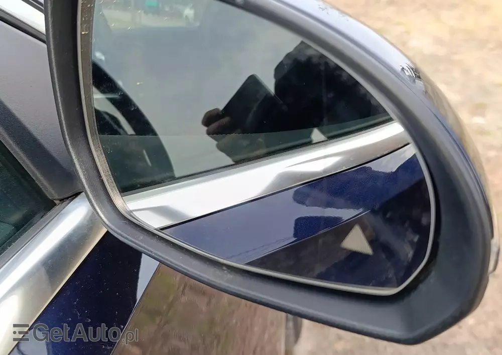 MERCEDES-BENZ Klasa C 300 4MATIC 9G-TRONIC