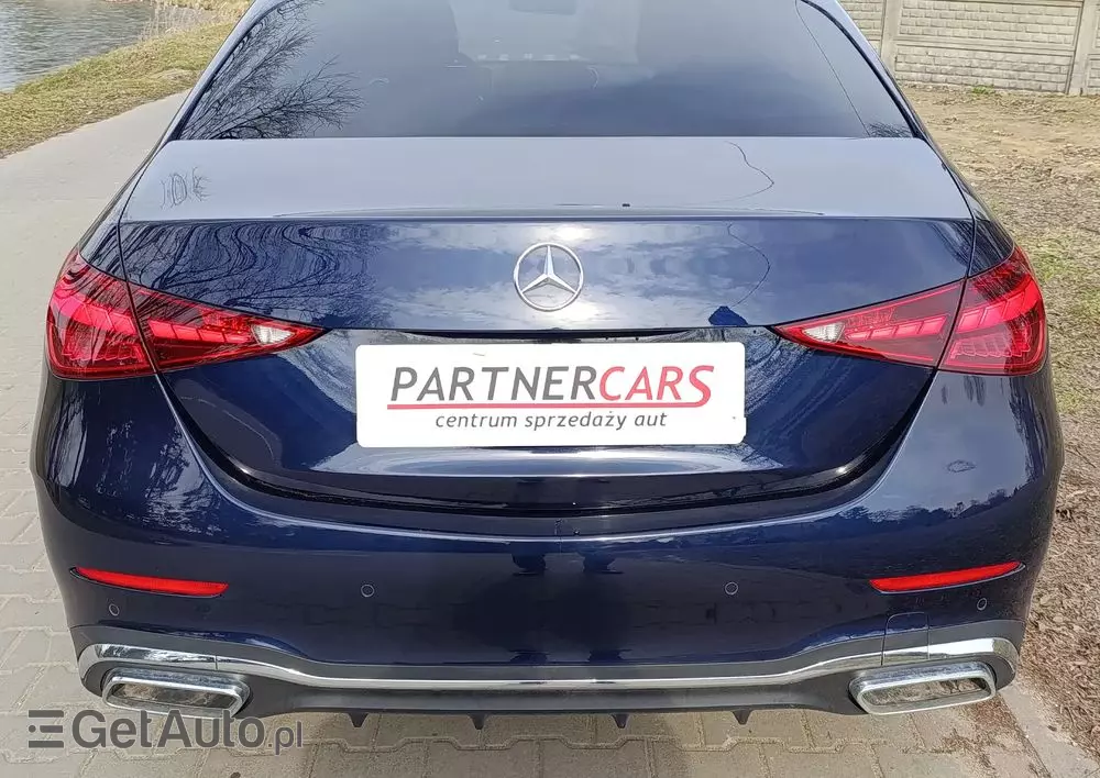 MERCEDES-BENZ Klasa C 300 4MATIC 9G-TRONIC