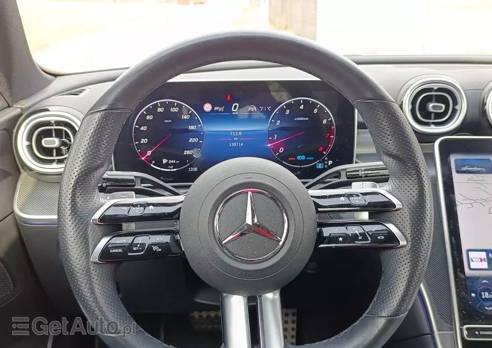 MERCEDES-BENZ Klasa C 300 4MATIC 9G-TRONIC