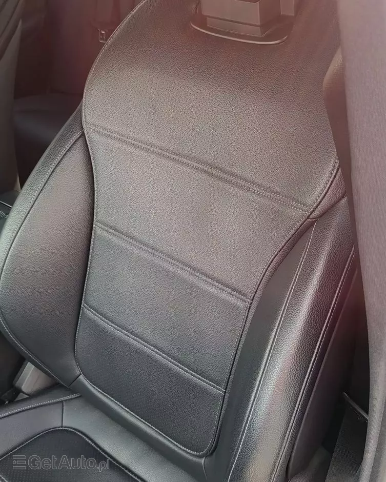 MERCEDES-BENZ Klasa C 300 4MATIC 9G-TRONIC