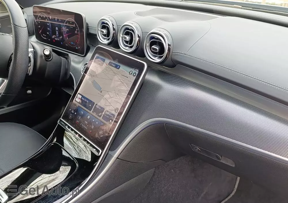 MERCEDES-BENZ Klasa C 300 4MATIC 9G-TRONIC