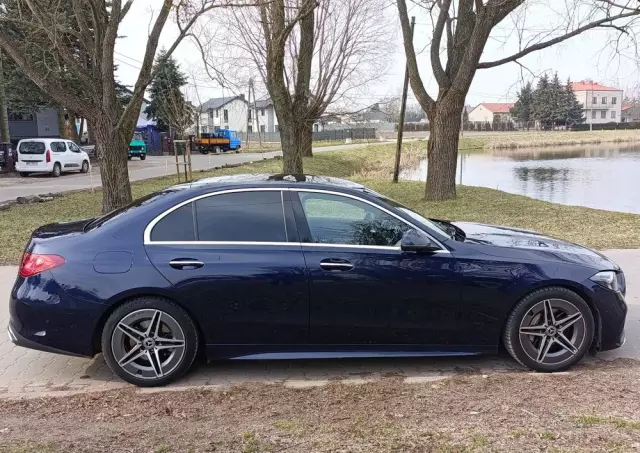 MERCEDES-BENZ Klasa C 300 4MATIC 9G-TRONIC