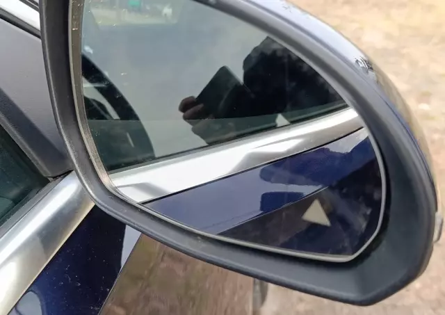 MERCEDES-BENZ Klasa C 300 4MATIC 9G-TRONIC