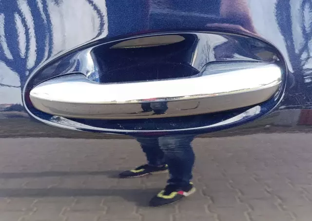 MERCEDES-BENZ Klasa C 300 4MATIC 9G-TRONIC