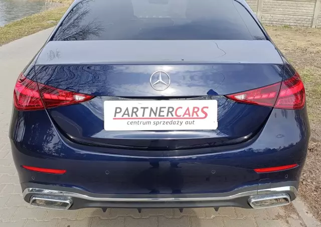 MERCEDES-BENZ Klasa C 300 4MATIC 9G-TRONIC