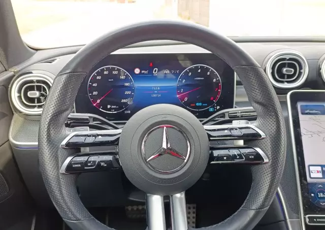 MERCEDES-BENZ Klasa C 300 4MATIC 9G-TRONIC