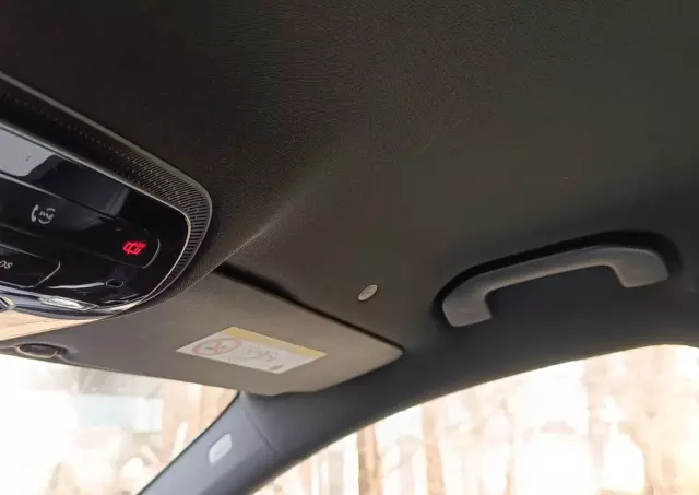 MERCEDES-BENZ Klasa C 300 4MATIC 9G-TRONIC