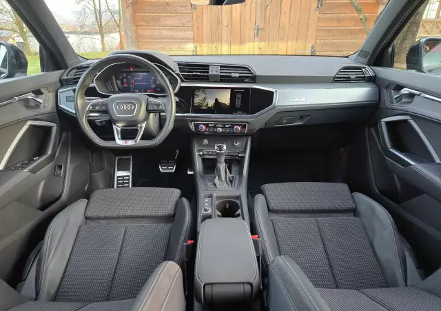 AUDI Q3 35 TDI Advanced S tronic