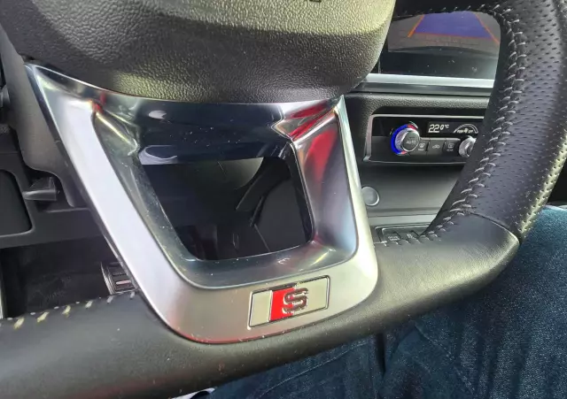 AUDI Q3 35 TDI Advanced S tronic