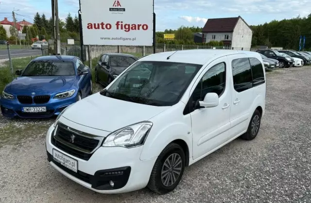 PEUGEOT Partner 