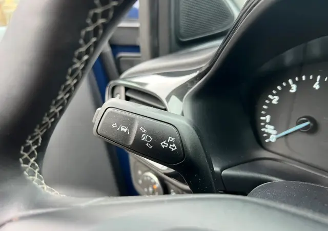 FORD Puma 1.0 EcoBoost Hybrid TITANIUM