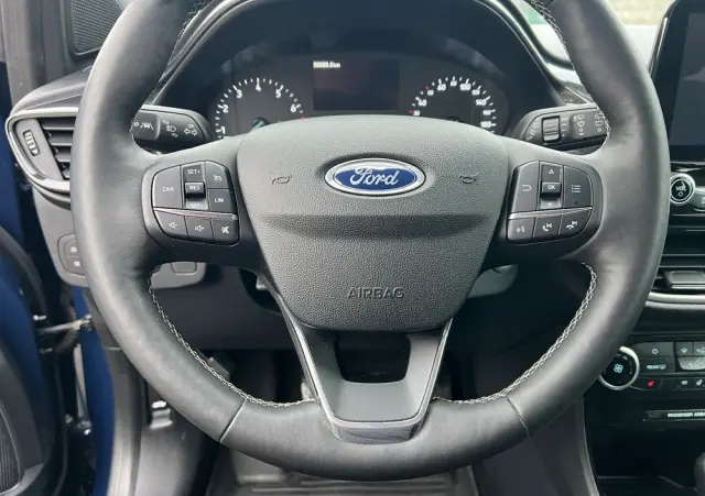 FORD Puma 1.0 EcoBoost Hybrid TITANIUM