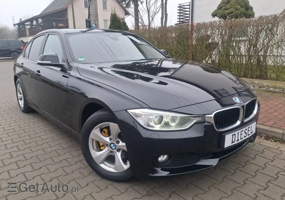 BMW Seria 3 318d Sport Line
