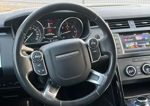 LAND ROVER Discovery 2.0 SD4 S