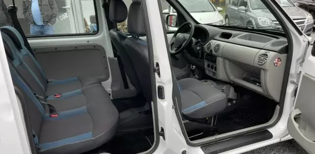 RENAULT Kangoo 