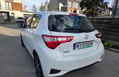 TOYOTA Yaris 