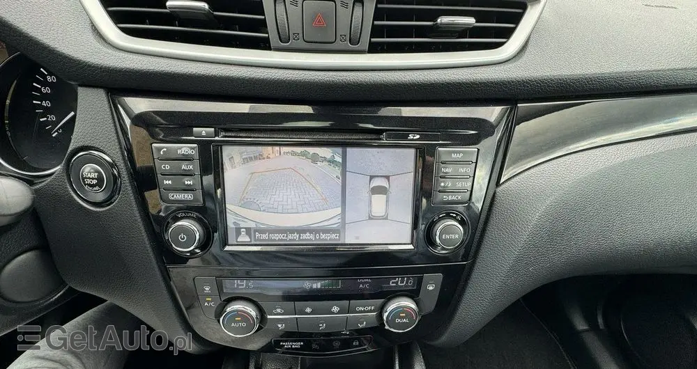 NISSAN Qashqai 1.5 dCi TEKNA