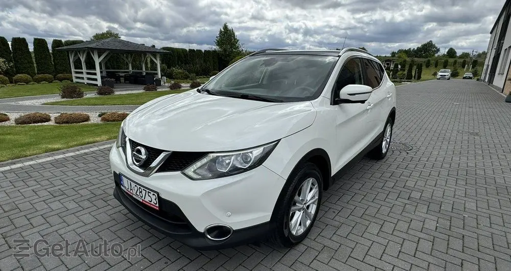 NISSAN Qashqai 1.5 dCi TEKNA