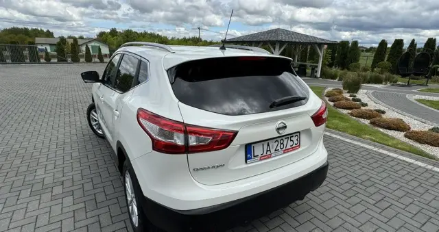 NISSAN Qashqai 1.5 dCi TEKNA