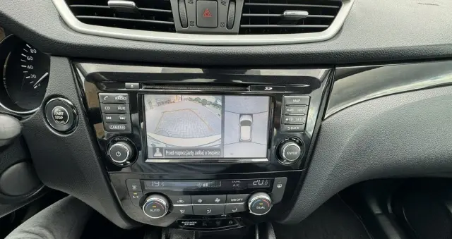 NISSAN Qashqai 1.5 dCi TEKNA