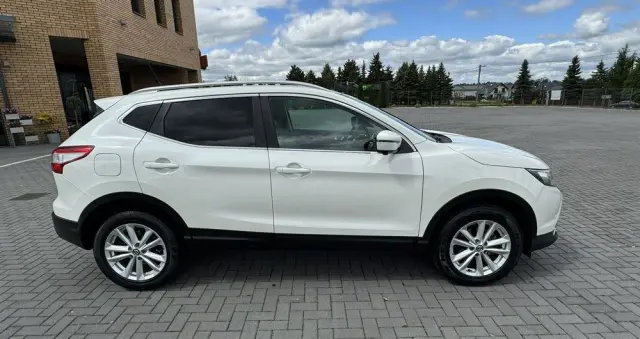 NISSAN Qashqai 1.5 dCi TEKNA