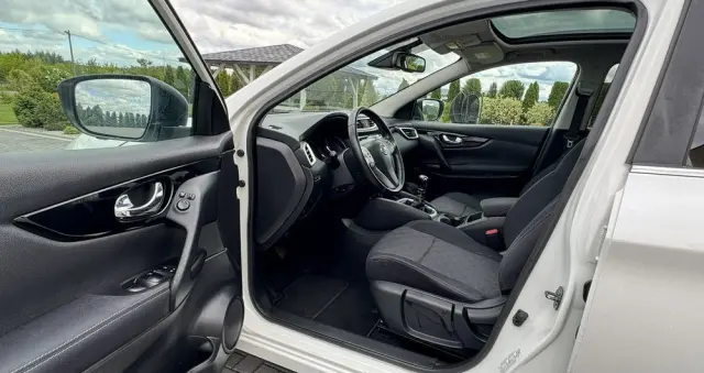 NISSAN Qashqai 1.5 dCi TEKNA