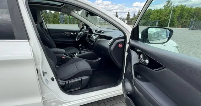 NISSAN Qashqai 1.5 dCi TEKNA