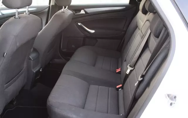 FORD Mondeo Turnier 2.0 TDCi Business Edition