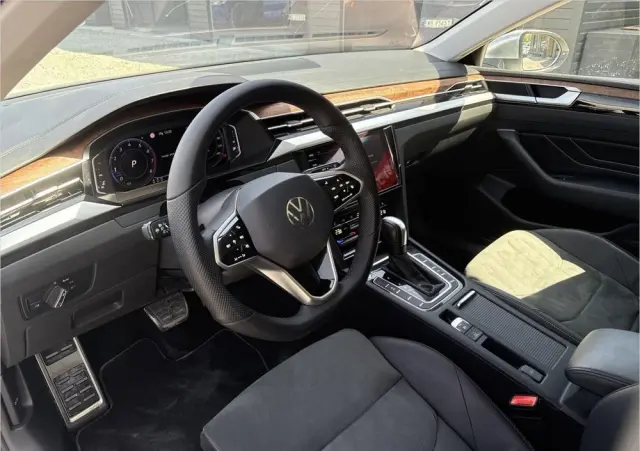 VOLKSWAGEN Arteon 2.0 TSI Elegance DSG