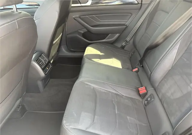 VOLKSWAGEN Arteon 2.0 TSI Elegance DSG