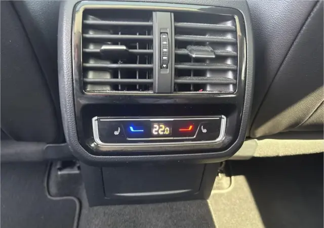 VOLKSWAGEN Arteon 2.0 TSI Elegance DSG