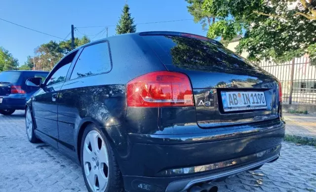 AUDI A3 
