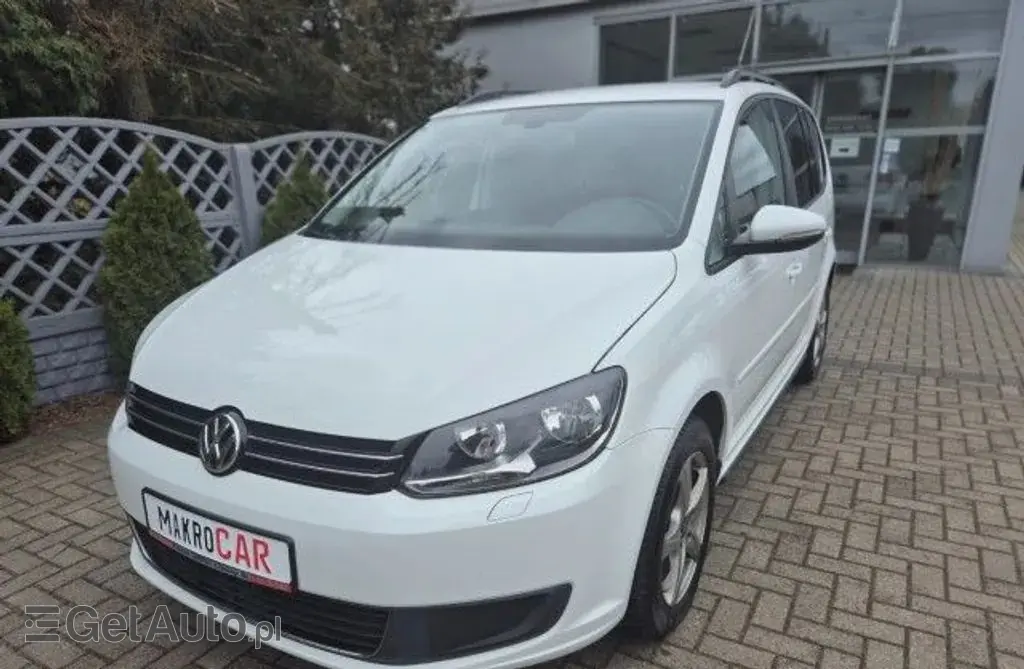 VOLKSWAGEN Touran 
