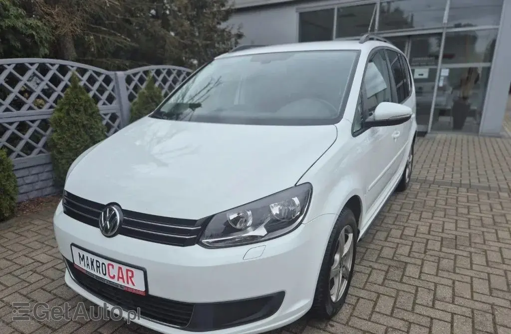 VOLKSWAGEN Touran 